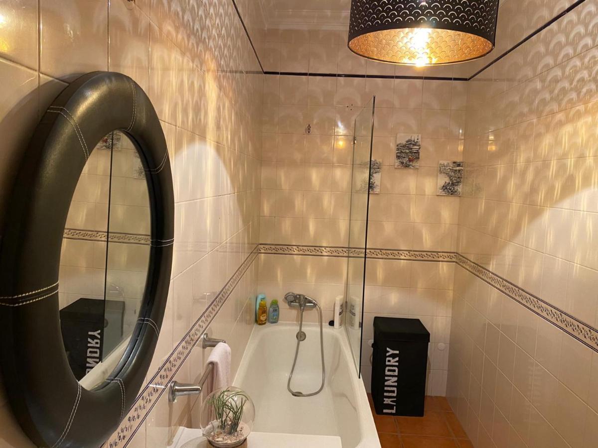 אלמיירים Country Town Apartment מראה חיצוני תמונה