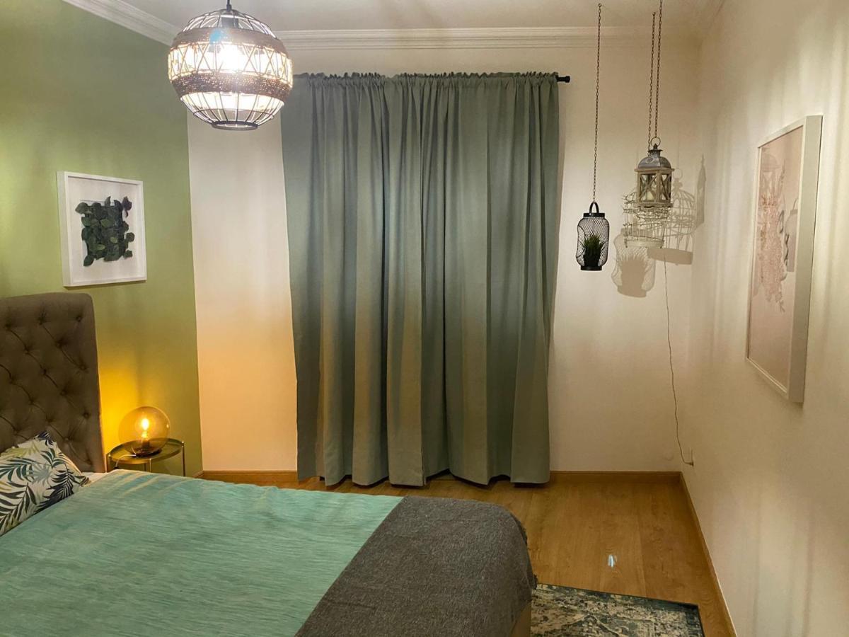 אלמיירים Country Town Apartment מראה חיצוני תמונה